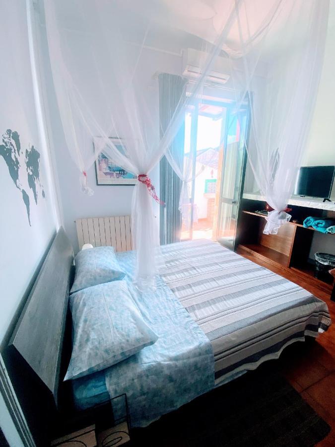 Teocle Beach Rooms Giardini-Naxos Zewnętrze zdjęcie