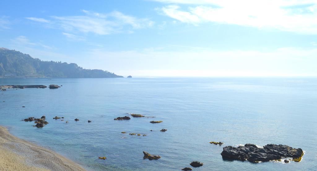 Teocle Beach Rooms Giardini-Naxos Zewnętrze zdjęcie
