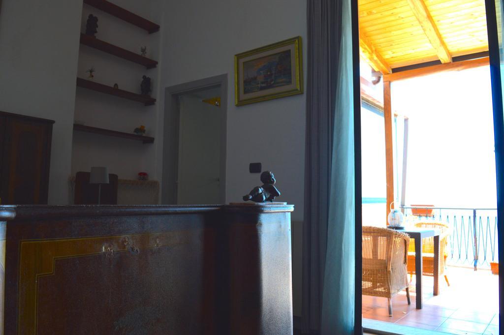 Teocle Beach Rooms Giardini-Naxos Zewnętrze zdjęcie