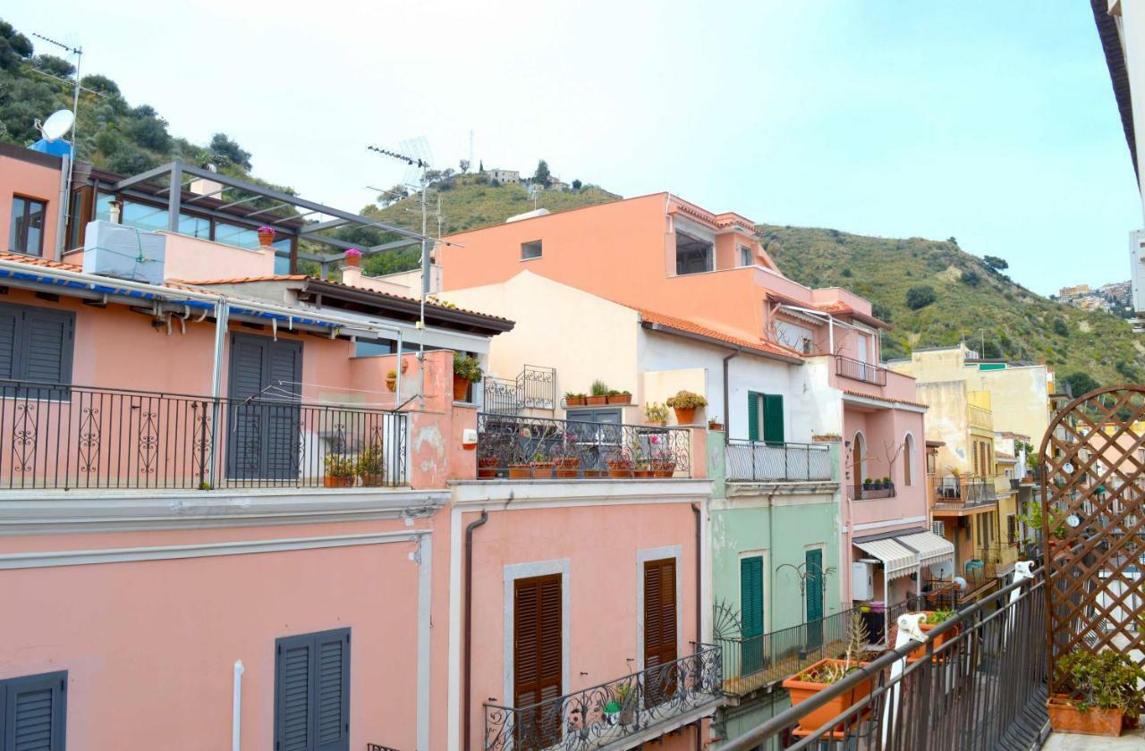 Teocle Beach Rooms Giardini-Naxos Zewnętrze zdjęcie